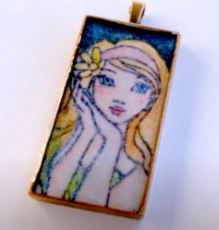 Resin Pendant with Lucy - Lucy Campeanu